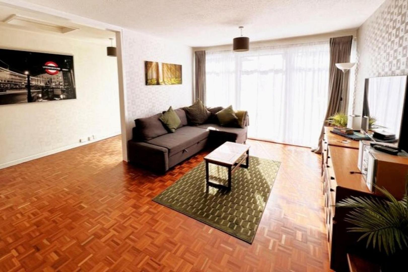 Spacious Family Bungalow With Garden For Up To 7 Epsom Eksteriør bilde